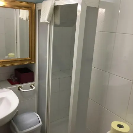 بيت ضيافة Vila Ajda Restavracija Dax *