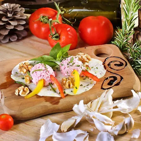 بيت ضيافة Vila Ajda Restavracija Dax *